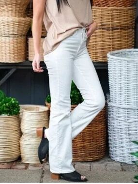 Judy Blue Boot Cut Jeans White Size 15/32